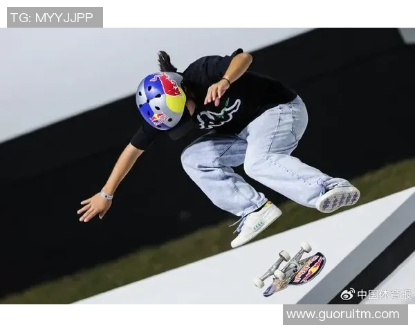 滑板战术解析：深圳滑板队如何构建高效区域防守体系